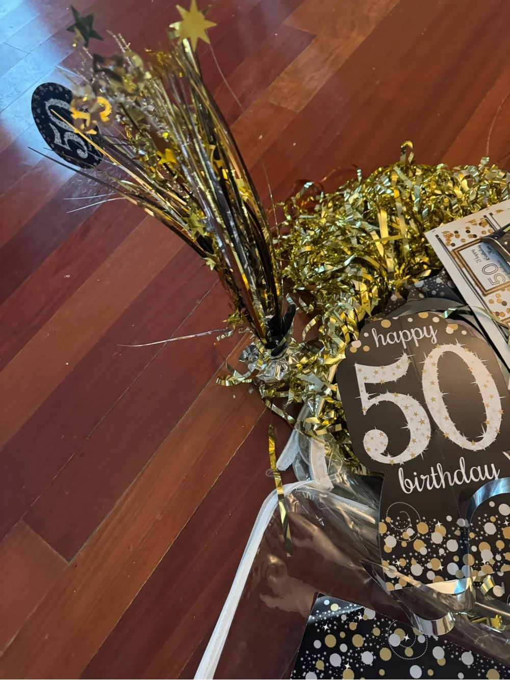 50th Birthday Party Decoration Kit - Black and Gold